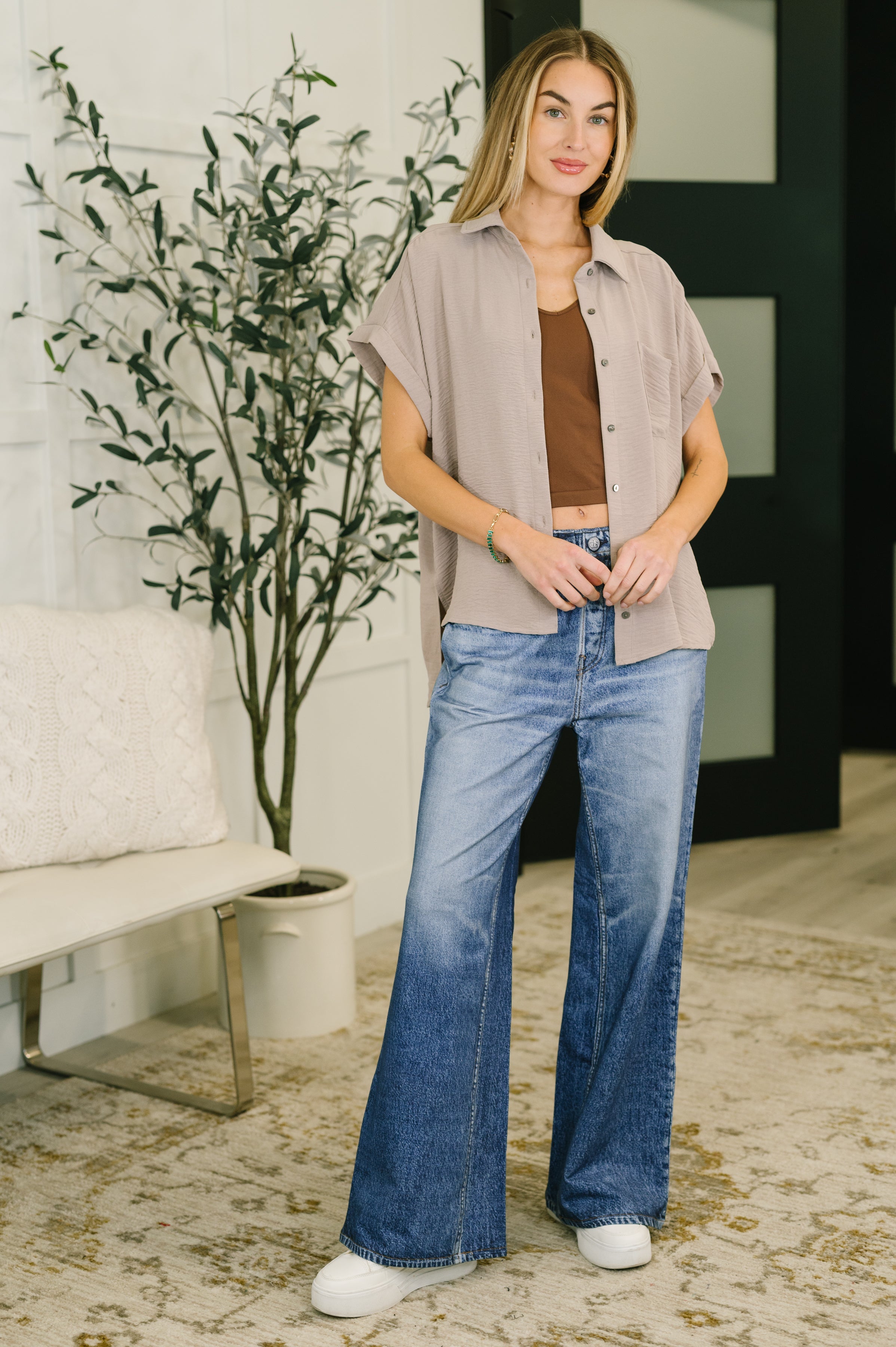 Keep Up Collared Button Down in Ash Mocha